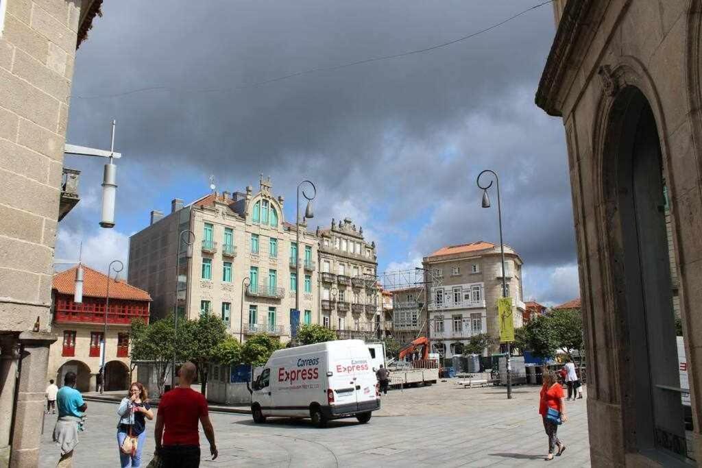 Apartamento Mariscal Pontevedra Kültér fotó